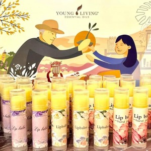 來做護唇膏啦 *